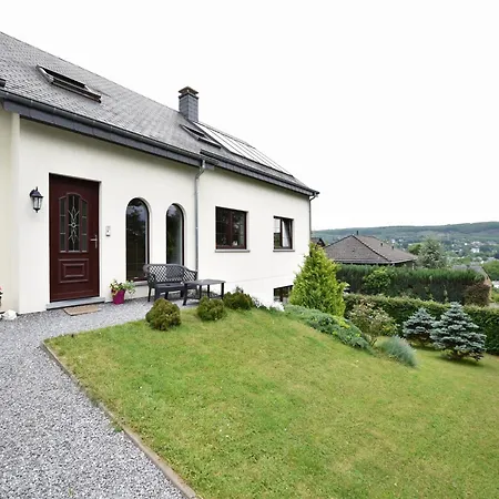 Lakeview In Vielsalm, Cleaning Included Appartement